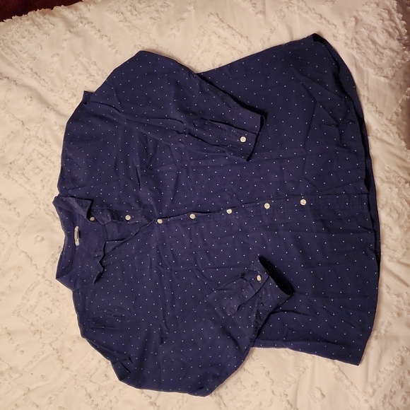 Old Navy Button Up Navy Blue with Green Polka Dots Size XL - Picture 1 of 4
